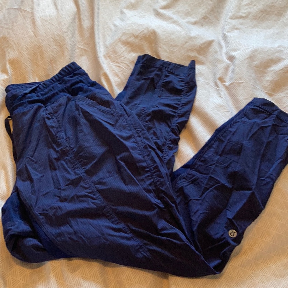 Lululemon street to studio pants